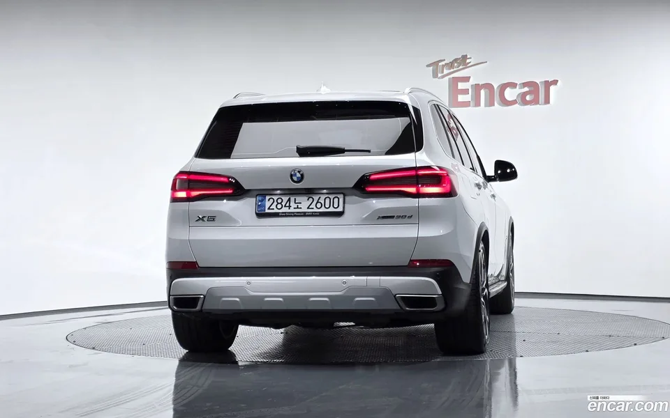 BMW X5 xDrive 30d xLine 2022 — миниатюра 4