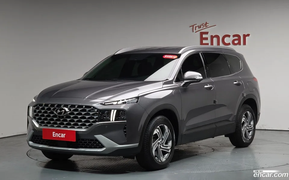 Hyundai SantaFe 2.5T 2WD 2023 — фото 1, купить с доставкой в Москву