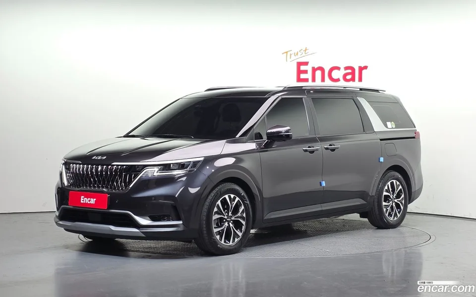 Kia Carnival 9 2022 — фото 1, купить с доставкой в Москву