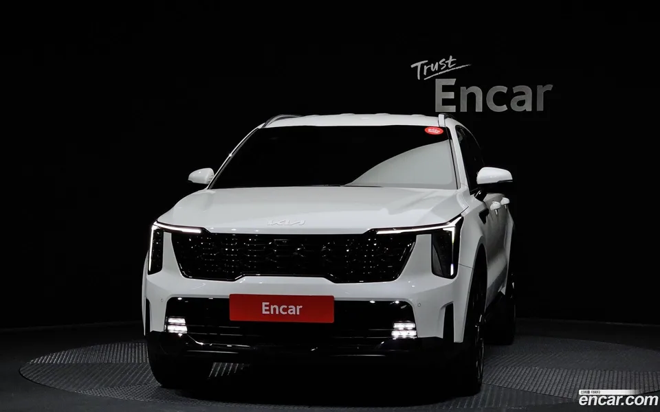 Kia Sorento 2.2 2WD 2023 — миниатюра 3