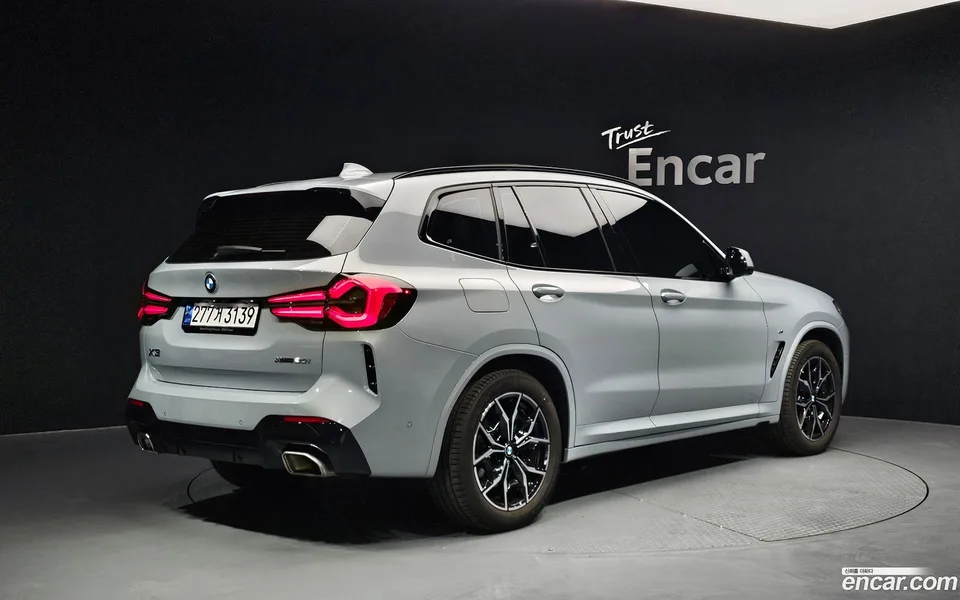 BMW X3 xDrive 20i M 2023 — миниатюра 2