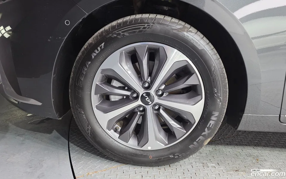 Kia K8 Hybrid 2024 — миниатюра 5