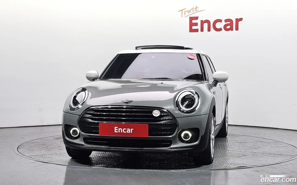 MINI Cooper Clubman 2022 — миниатюра 3