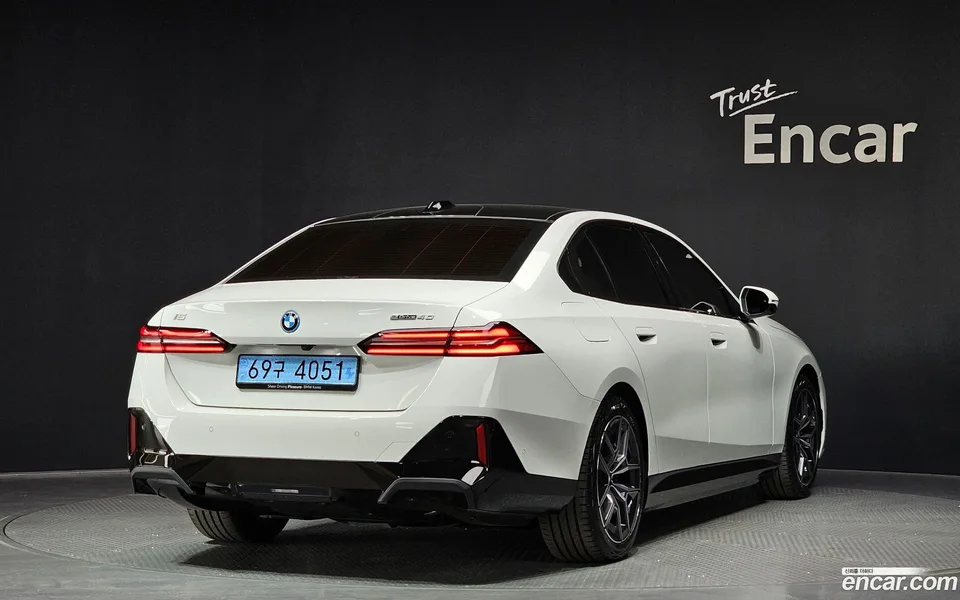 BMW i5 eDrive 40 M 2026 — миниатюра 2