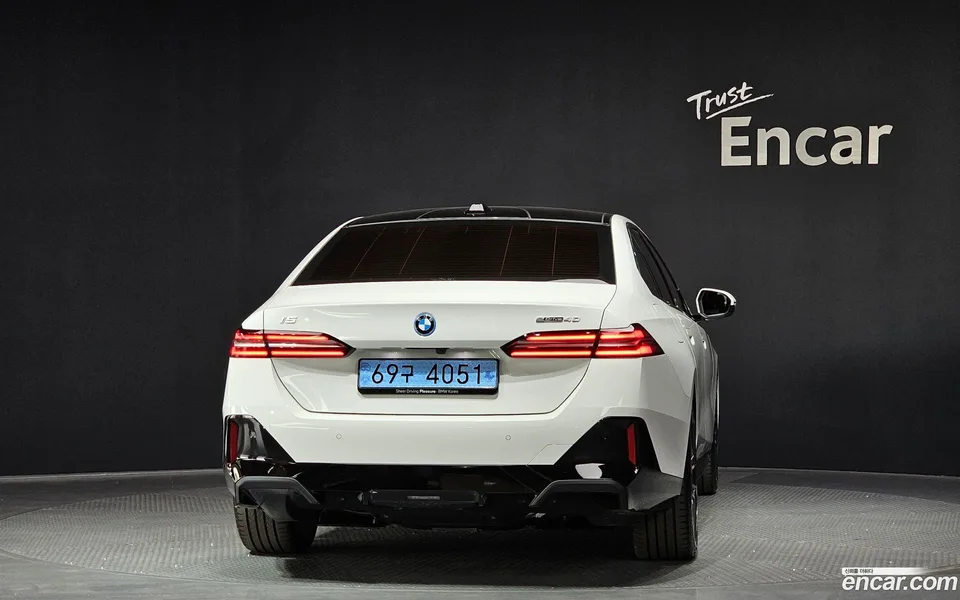 BMW i5 eDrive 40 M 2026 — миниатюра 4