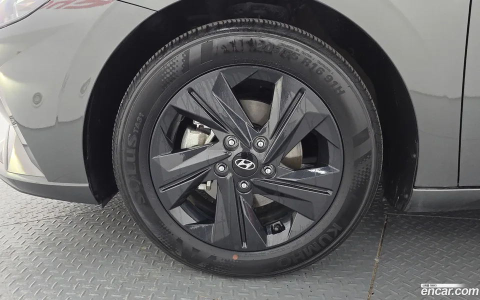 Hyundai Avante 1.6 2022 — миниатюра 5