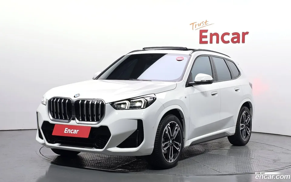 BMW X1 xDrive 20i M 2025 — фото 1, купить с доставкой в Москву