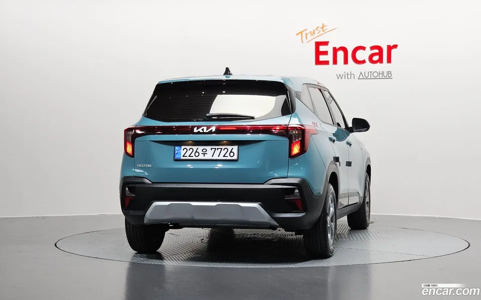 Kia Seltos 1.6 2WD 2024 — миниатюра 4