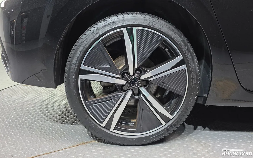 Peugeot 308 1.5 BlueHDi GT 2022 — миниатюра 5