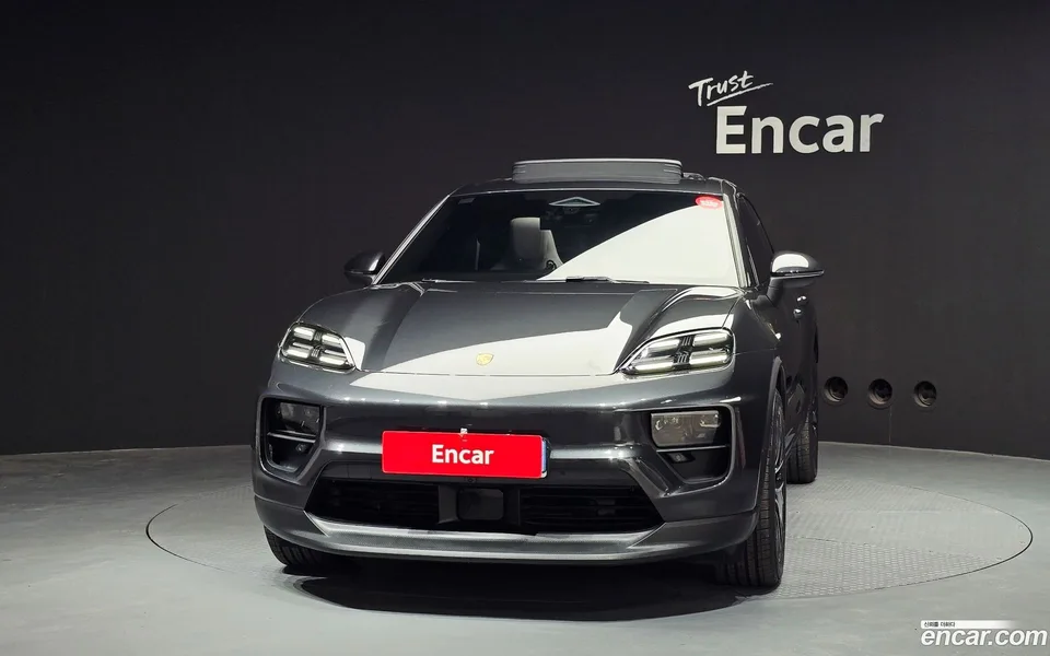 Porsche Macan Electric 4S 2025 — миниатюра 3