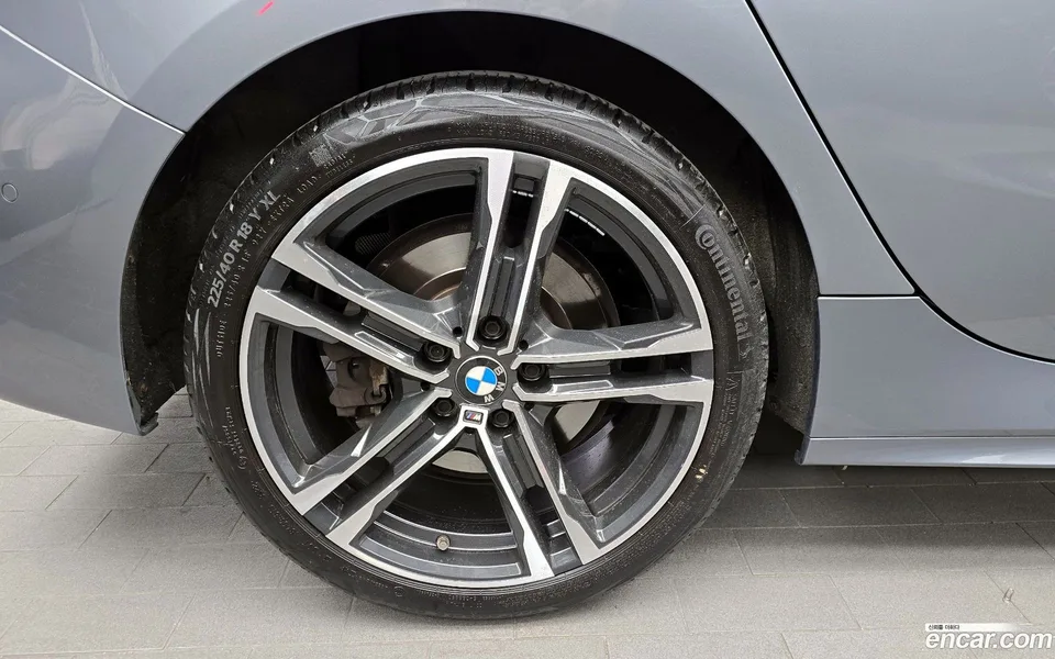 BMW 1 Series 120i M 2023 — миниатюра 5