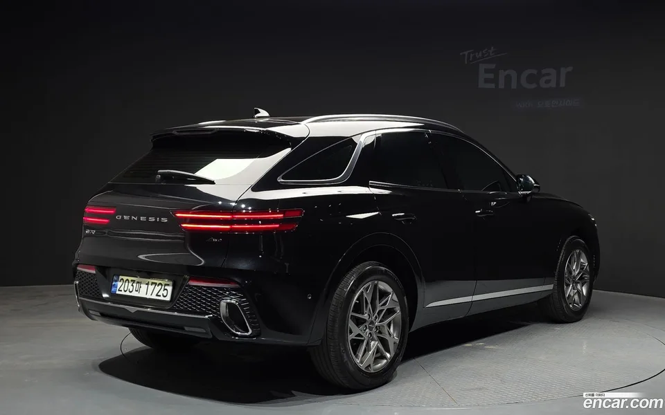Genesis GV70 2.5T AWD 2023 — миниатюра 2
