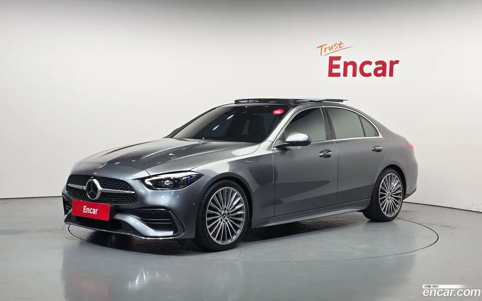 Mercedes-Benz C-Class C300 4MATIC AMG Line 2023 — фото 1, купить с доставкой в Москву
