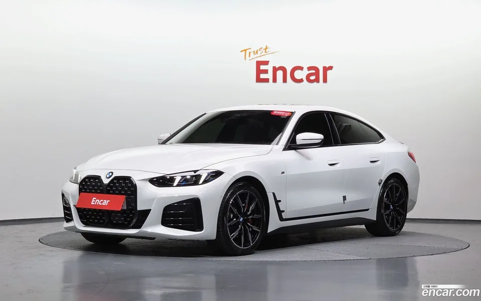 BMW 4 Series 420i M 2025 — фото 1, купить с доставкой в Москву