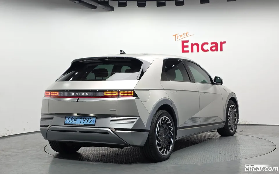 Hyundai Ioniq 5 AWD 2022 — миниатюра 2