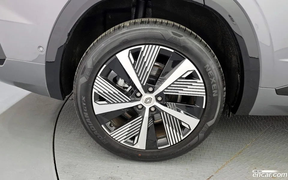 Renault Samsung Grand Koleos 1.5 E-TECH 2WD 2025 — миниатюра 5