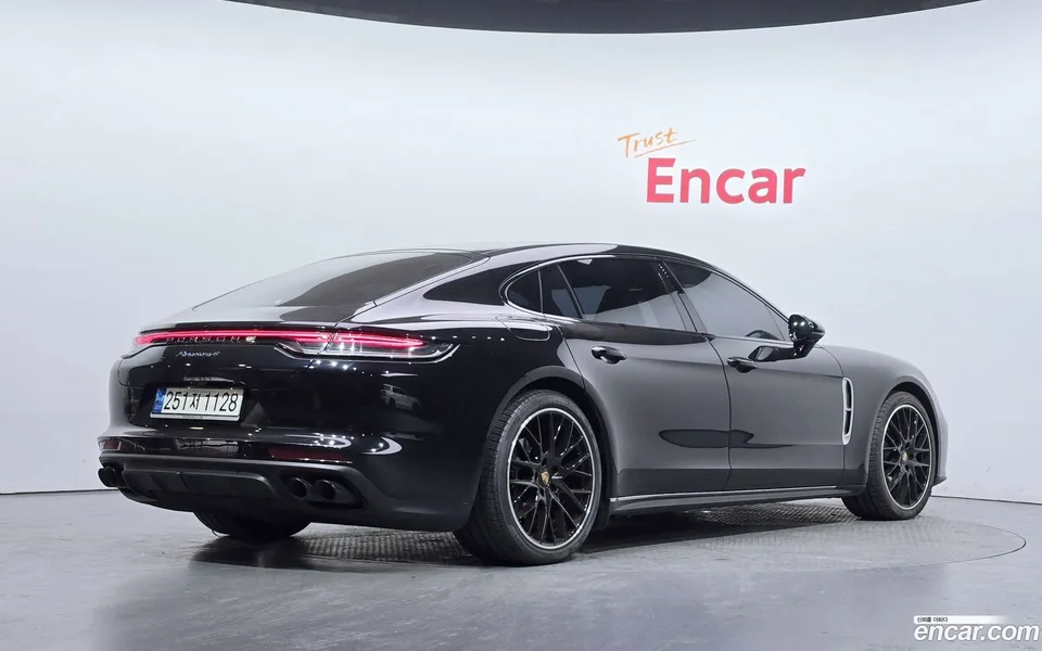 Porsche Panamera (971) 2.9 AWD 2022 — миниатюра 2
