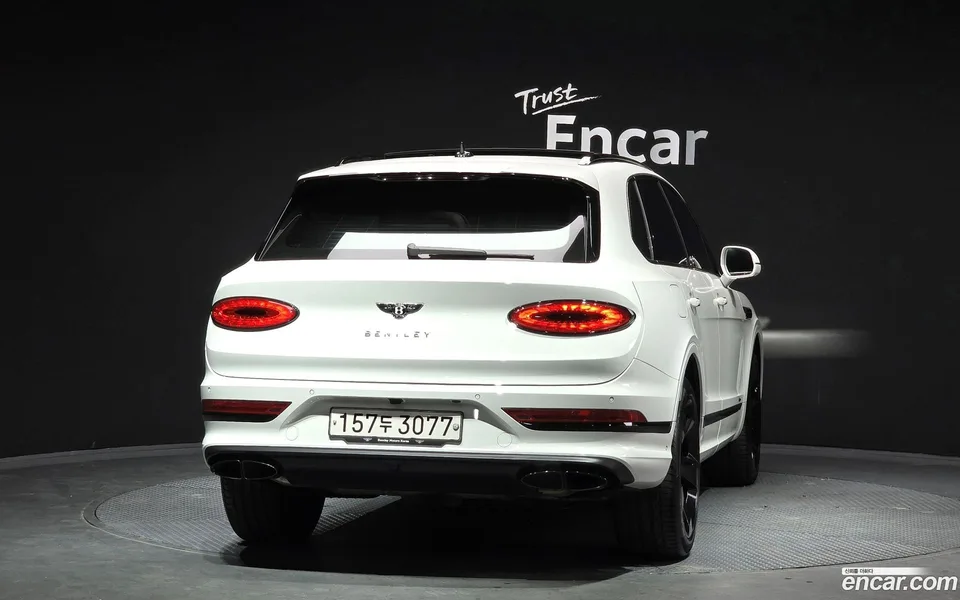 Bentley Bentayga 4.0 V8 2023 — миниатюра 4