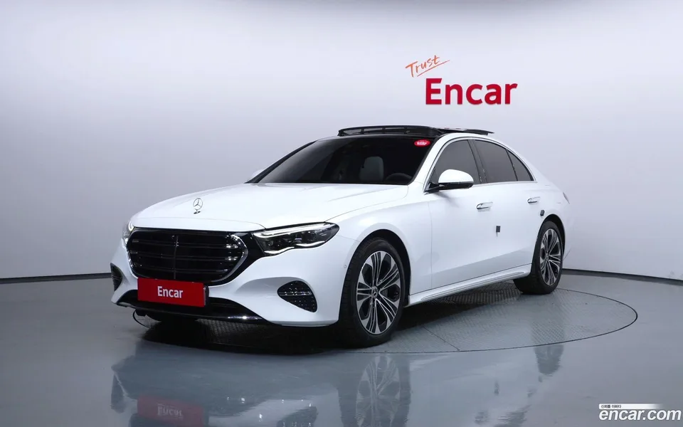 Mercedes-Benz E-Class E350e 4MATIC 2025 — фото 1, купить с доставкой в Москву