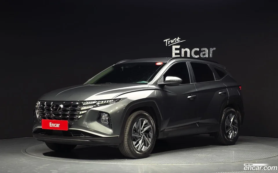 Hyundai Tucson Hybrid 2WD 2022 — фото 1, купить с доставкой в Москву