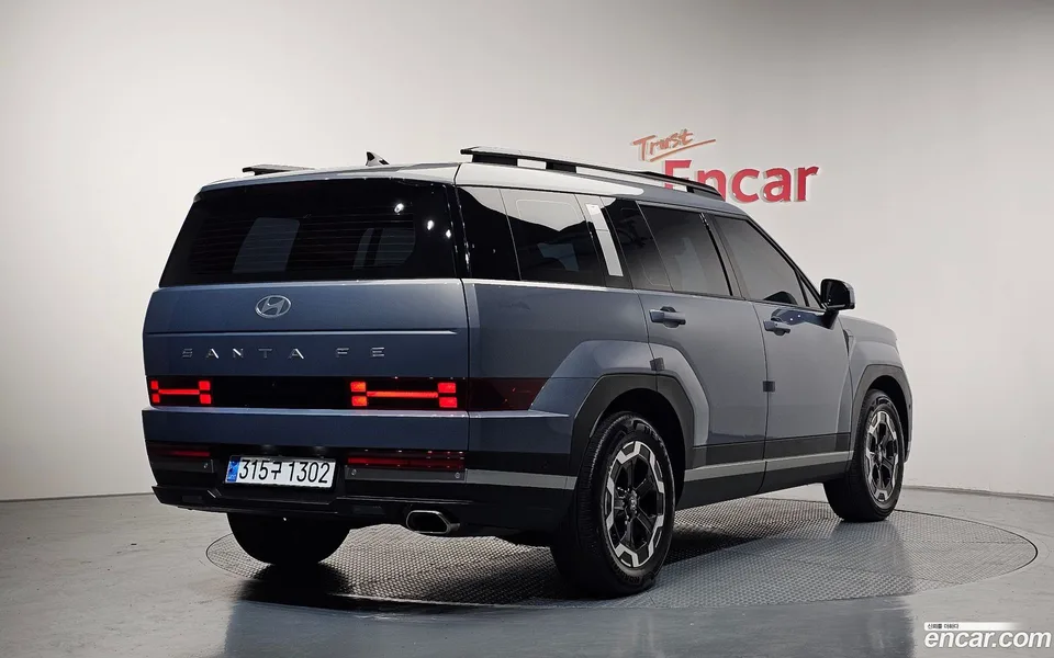 Hyundai Santa Fe 2.5T 2WD 2023 — миниатюра 2