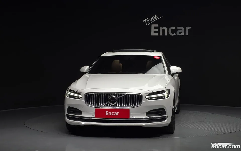 Volvo S90 B6 AWD 2024 — миниатюра 3