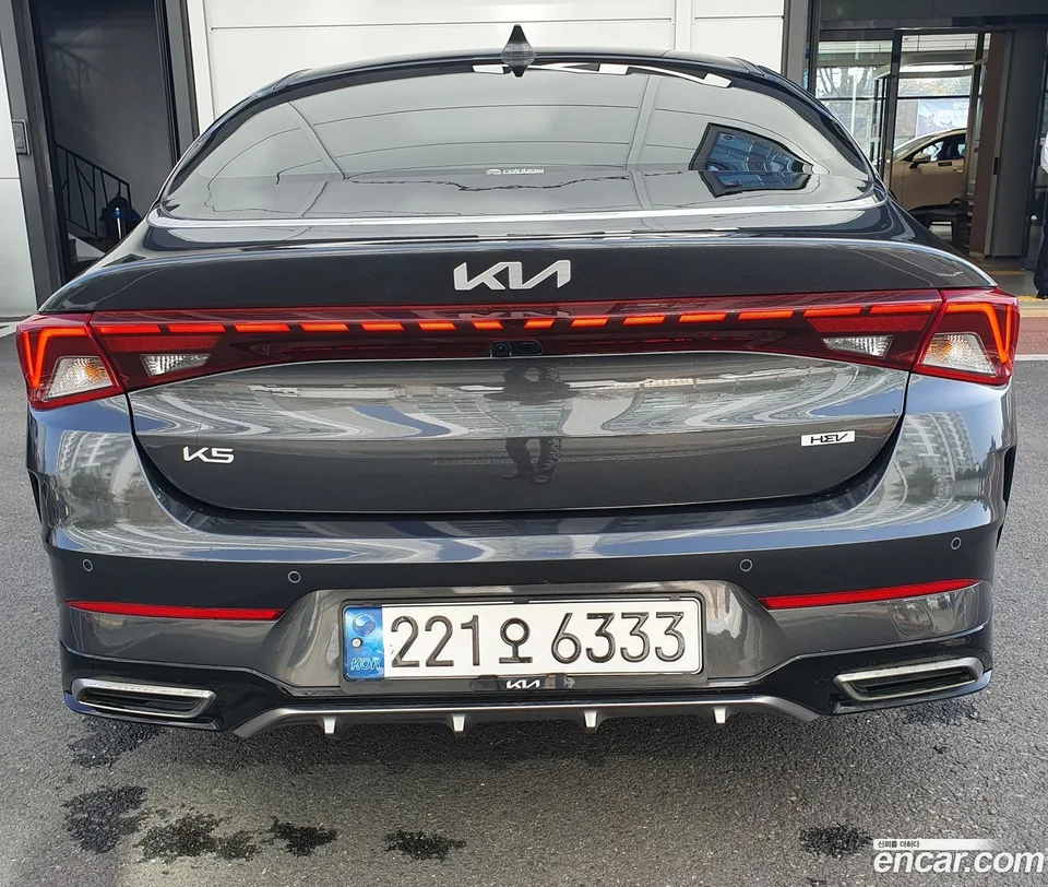 Kia K5 Hybrid 2023 — миниатюра 2