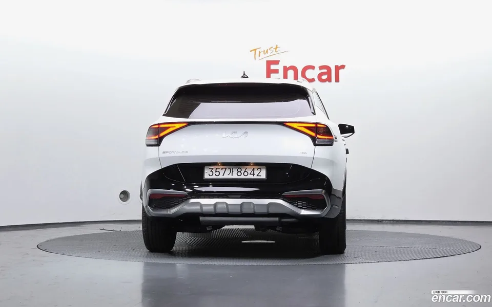 Kia Sportage Hybrid 2WD 2024 — миниатюра 4