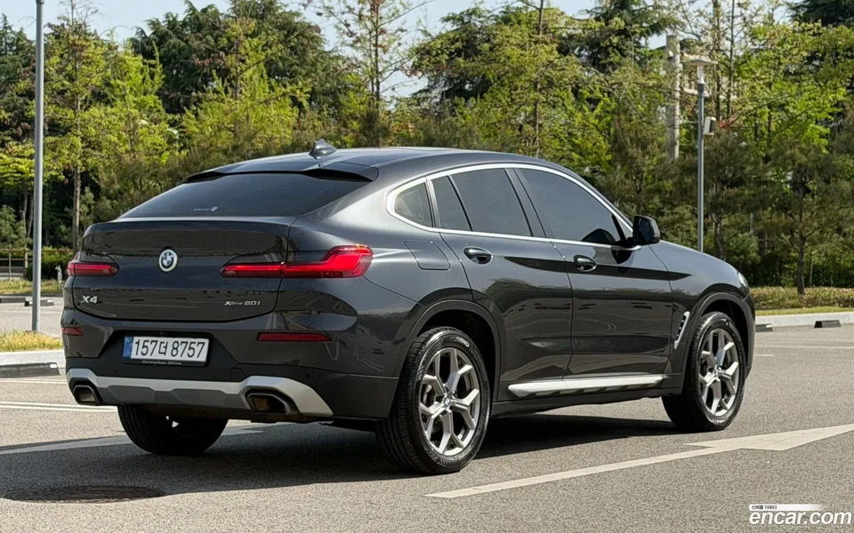 BMW X4 xDrive20i xLine 2022 — миниатюра 2