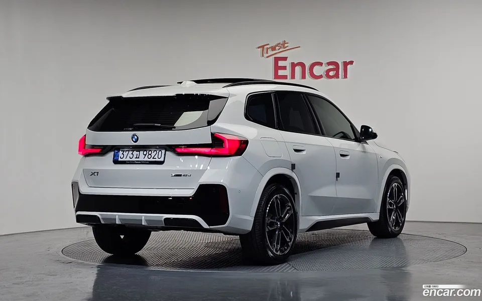 BMW X1 sDrive 18d M 2025 — миниатюра 2