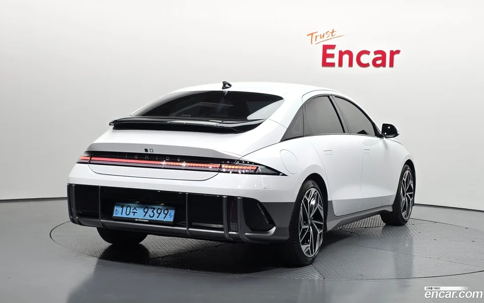 Hyundai Ioniq 6 2022 — миниатюра 2