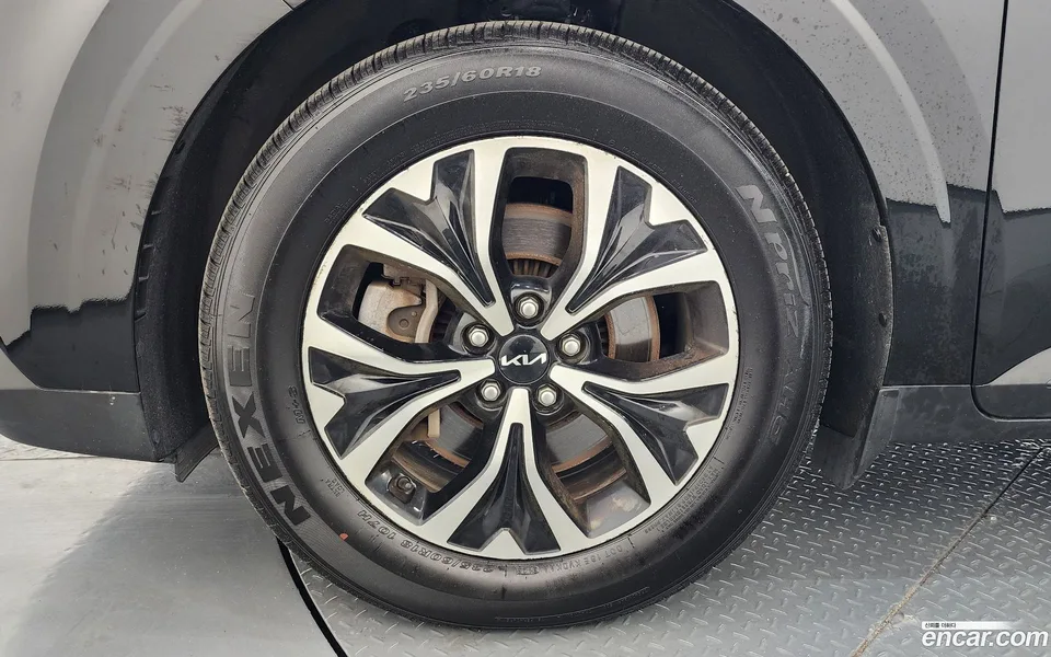 Kia Carnival 11 2023 — миниатюра 2