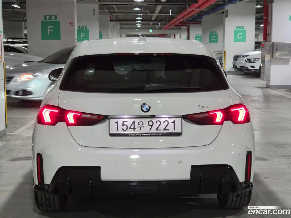 BMW 1 Series 120 M 2025 — миниатюра 4