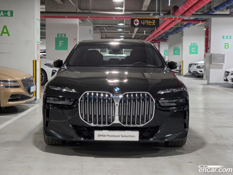 BMW 7 Series 740d xDrive M 2025 — миниатюра 3