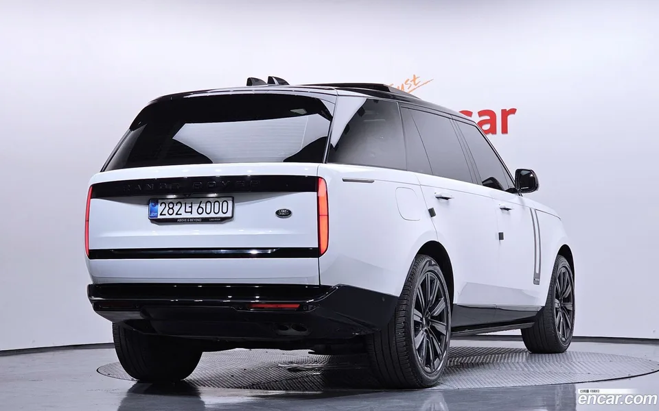Land Rover Range Rover P530 AB LWB 2023 — миниатюра 2