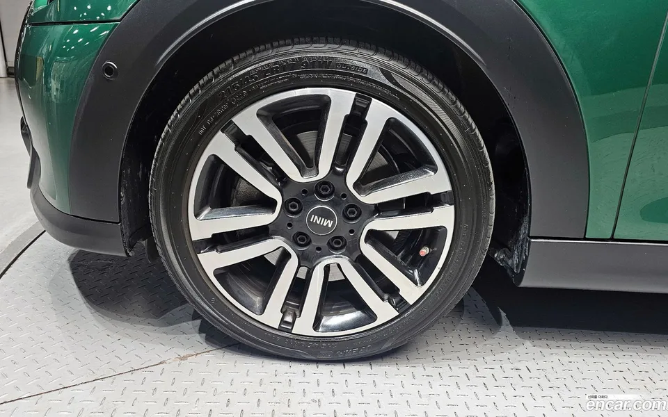 MINI Cooper S 5 2024 — миниатюра 5