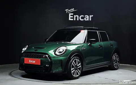 MINI Cooper S 2024 buy in Moscow