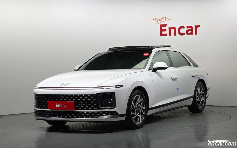 Hyundai Grandeur Hybrid 2023 — фото 1, купить с доставкой в Москву