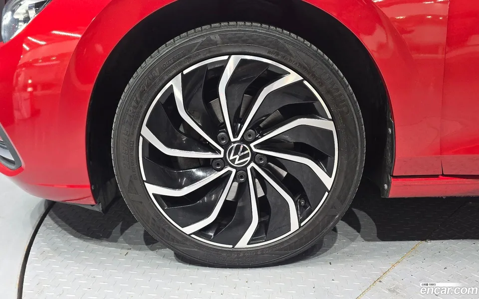 Volkswagen Golf 2.0 TDI 2023 — миниатюра 5