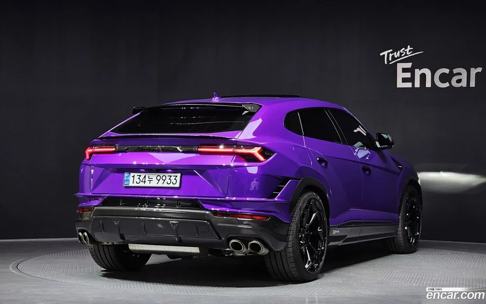 Lamborghini Urus 4.0 V8 2024 — миниатюра 2