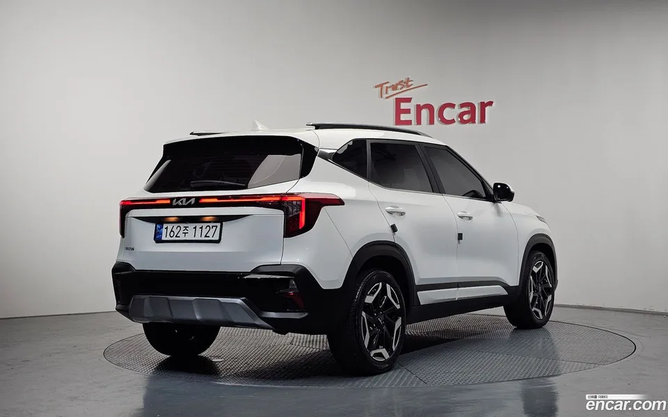 Kia Seltos 1.6 2WD 2023 — миниатюра 2