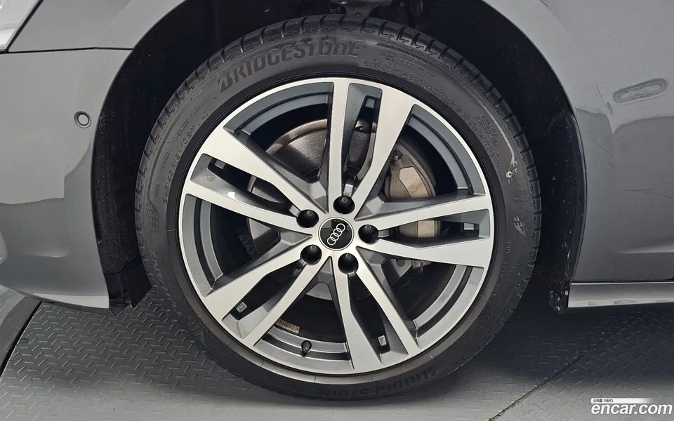 Audi A6 45 TFSI 2022 — миниатюра 5