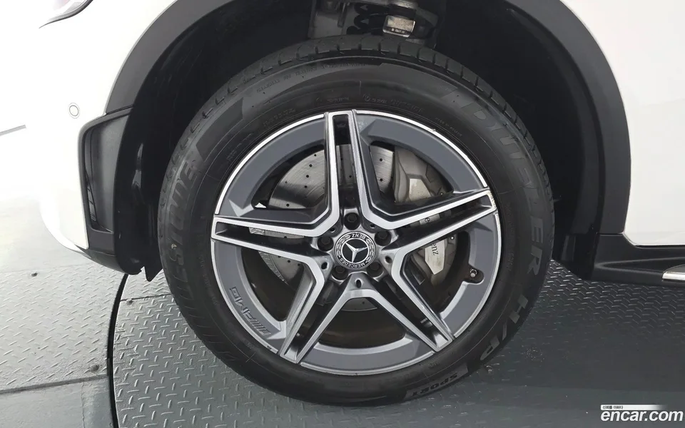 Mercedes-Benz GLC-Class GLC300e 4MATIC 2022 — миниатюра 5