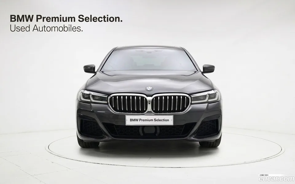 BMW 5 Series 520i M 2023 — миниатюра 3