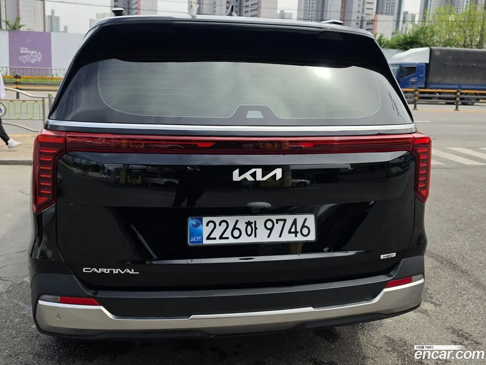 Kia Carnival HEV 9 2025 — миниатюра 2