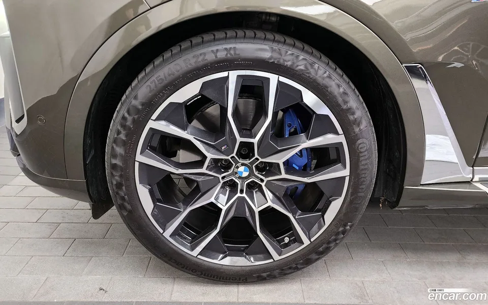 BMW X7 xDrive 40i M 6 2025 — миниатюра 5