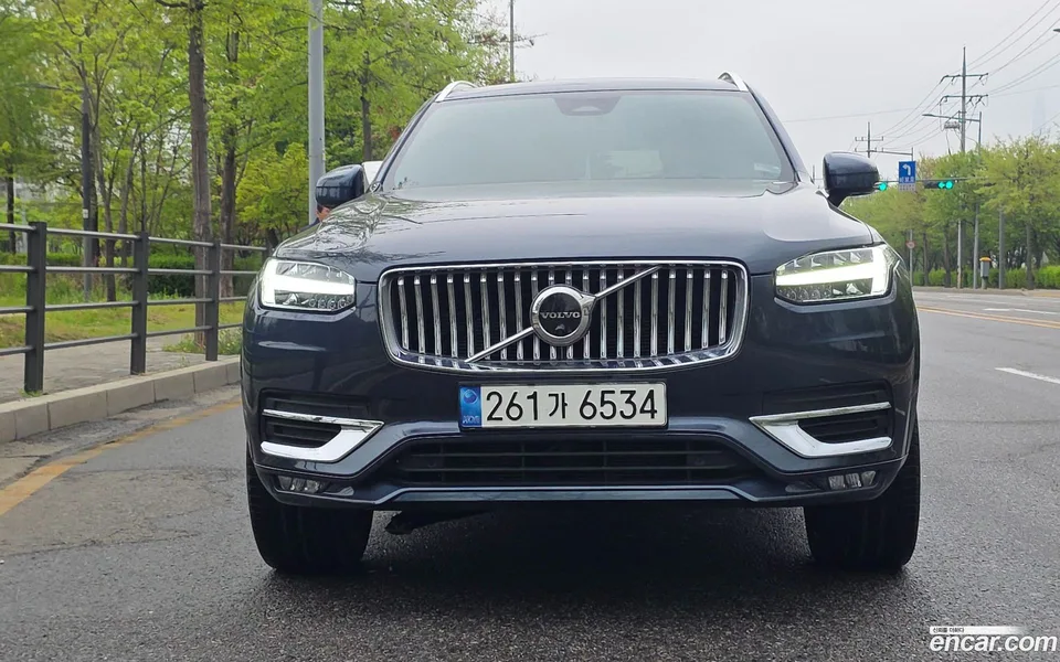 Volvo XC90 B6 2022 — миниатюра 3
