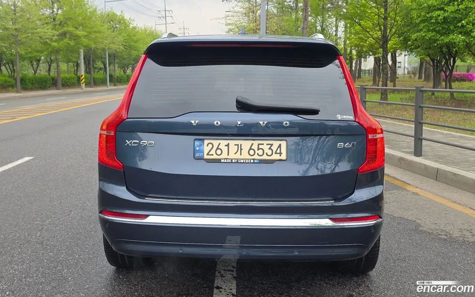 Volvo XC90 B6 2022 — миниатюра 4