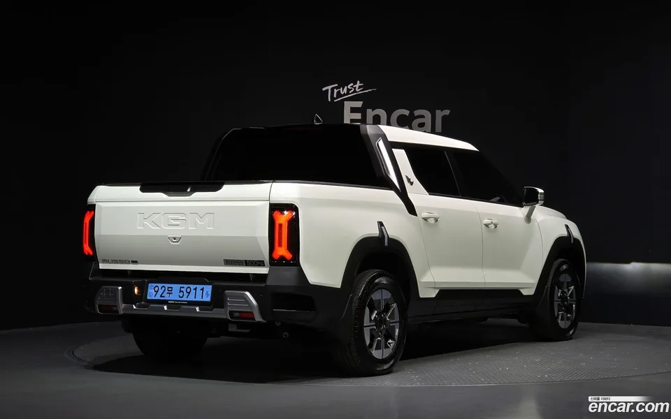 KG Mobility Musso EV MX 2025 — миниатюра 2
