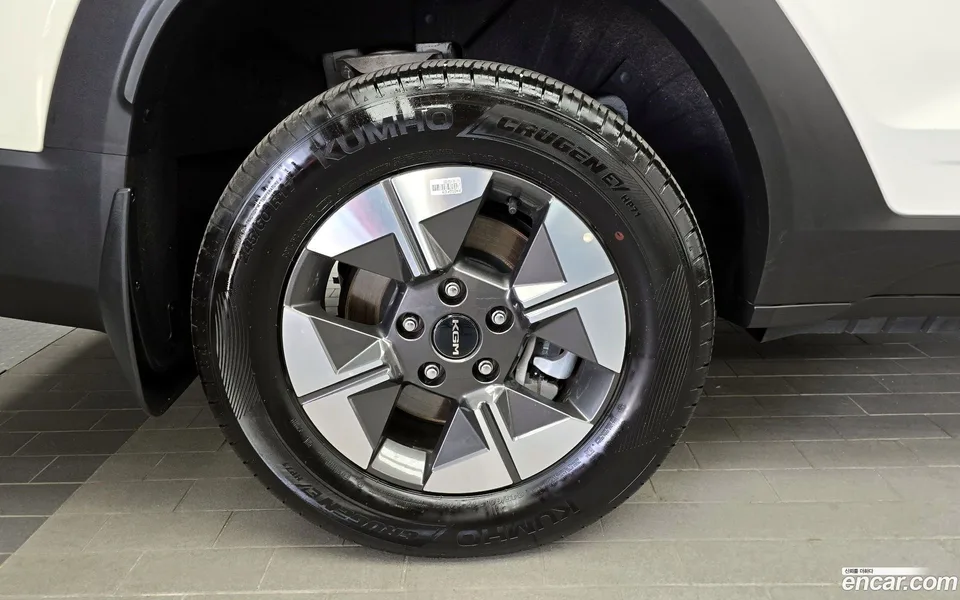 KG Mobility Musso EV MX 2025 — миниатюра 5